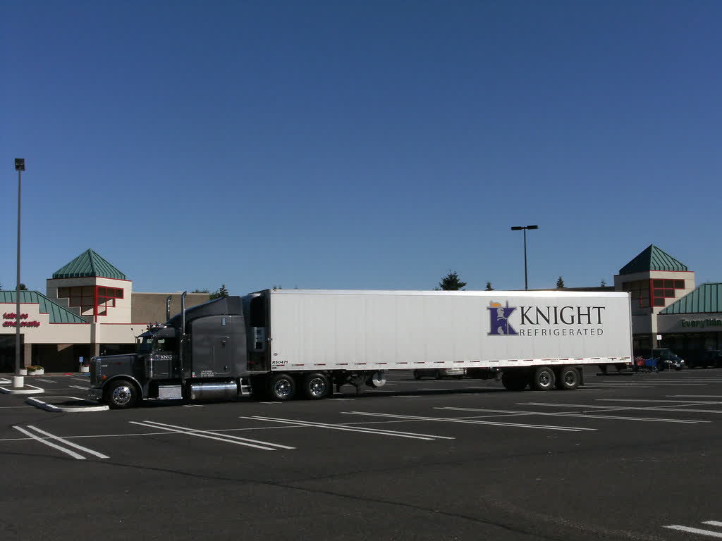 How Much Do Reefer Drivers Make in 2026?